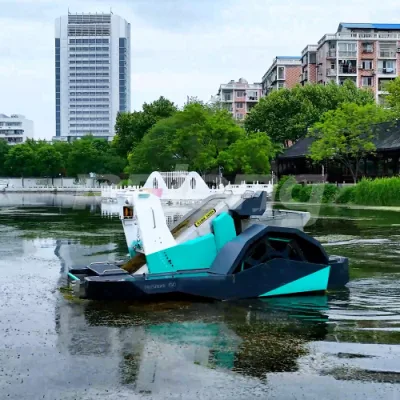 Umanned Mowing Boat.