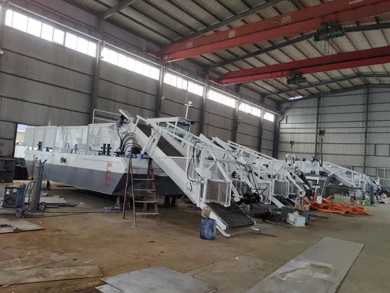 Aquatic Weed Harvester Water Hyacinth Cutting Ship Lake River Water Plant Trash Skimmer Surface Garbage Collection Cleaning Boat