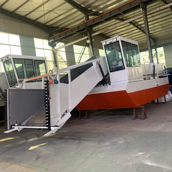 Water Surface Cleaning Waste Collecting Aquatic Seaweed Boat
